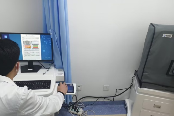 祝賀遵義醫(yī)科大學(xué)附屬醫(yī)院引進品源雙能x線骨密度儀